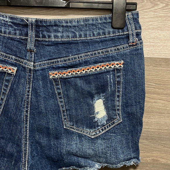 2 Pairs of denim shorts - Picture 4 of 8